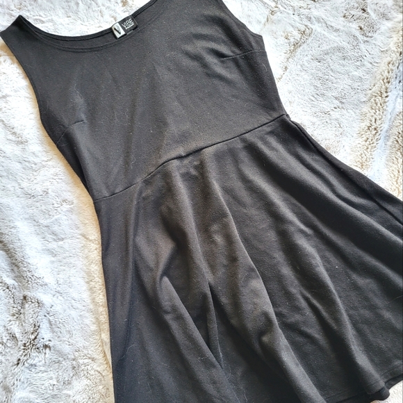 Black dress☁️ - Picture 1 of 4